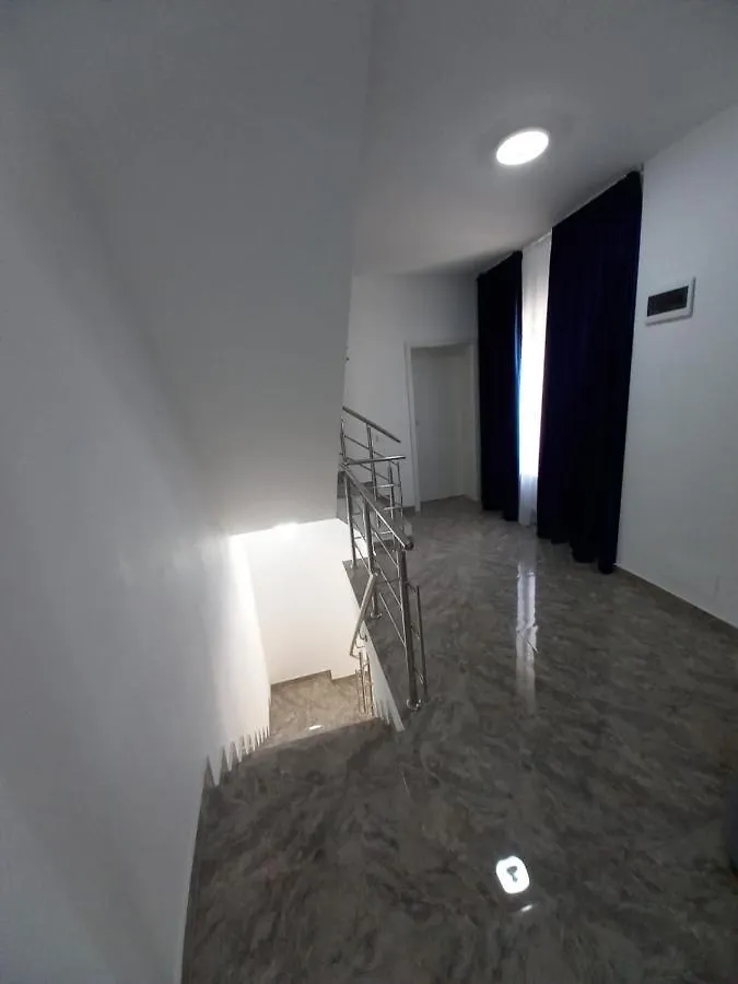 Hotel Ema&Zain Bucharest 4*,