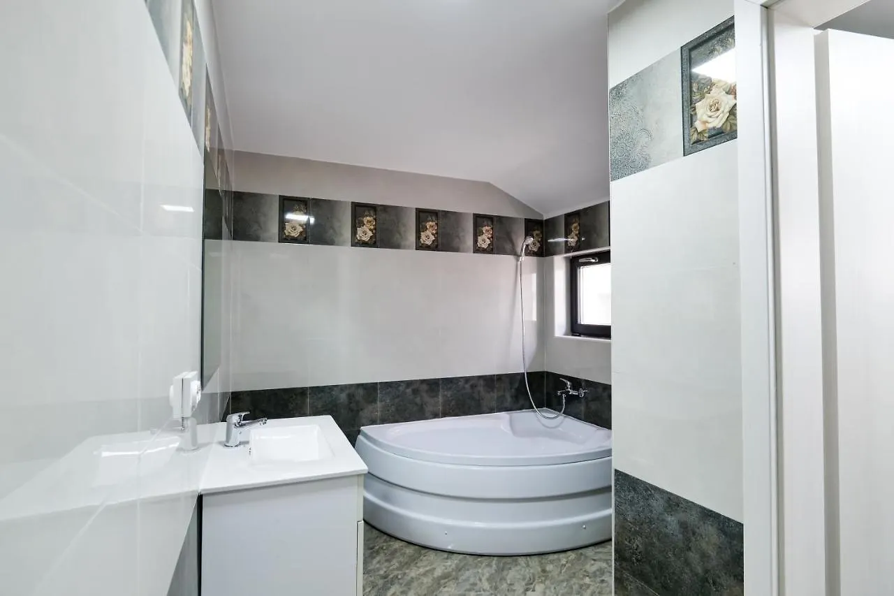 Hotel Ema&Zain Bucharest 4*,  Romania